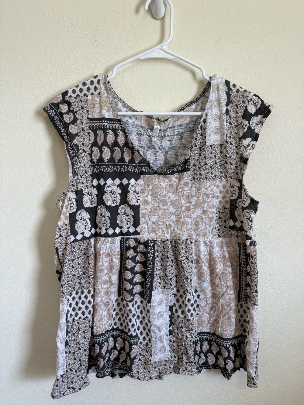 Lucky Brand Black & Beige Short Sleeve Patchwork Top